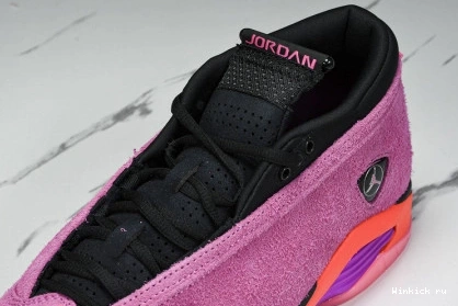 LOW (W) 14 RETRO PINK SHOCKING JORDAN 1009